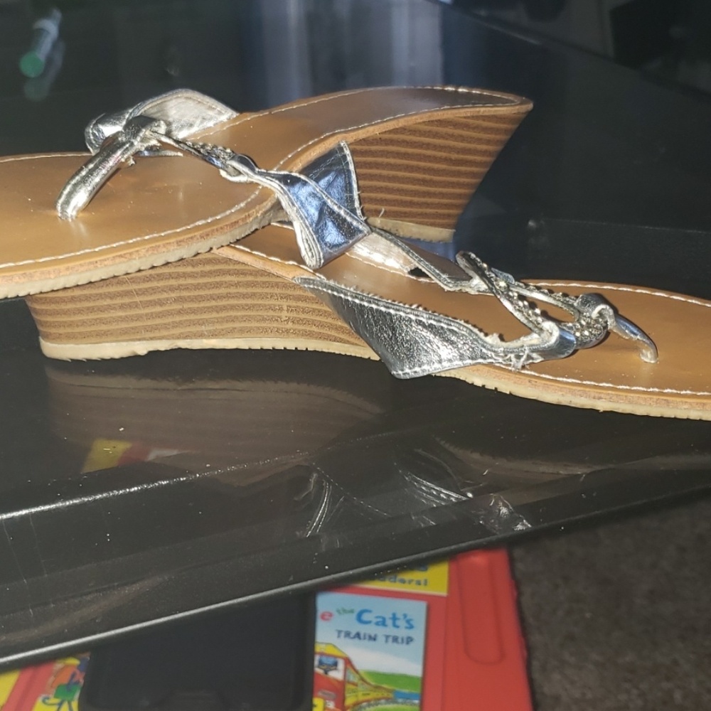 Wedges - Picture 2 of 4
